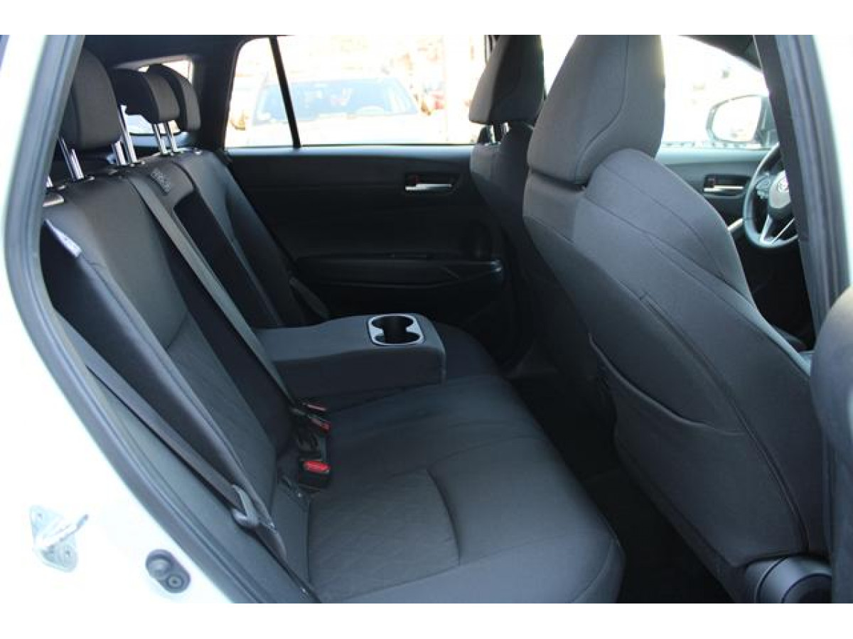 Toyota Corolla Cross 2.0 HEV E-CVT 