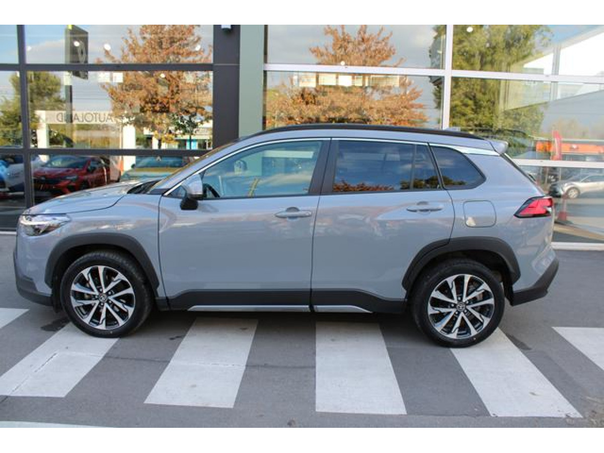 Toyota Corolla Cross 2.0 HEV E-CVT 
