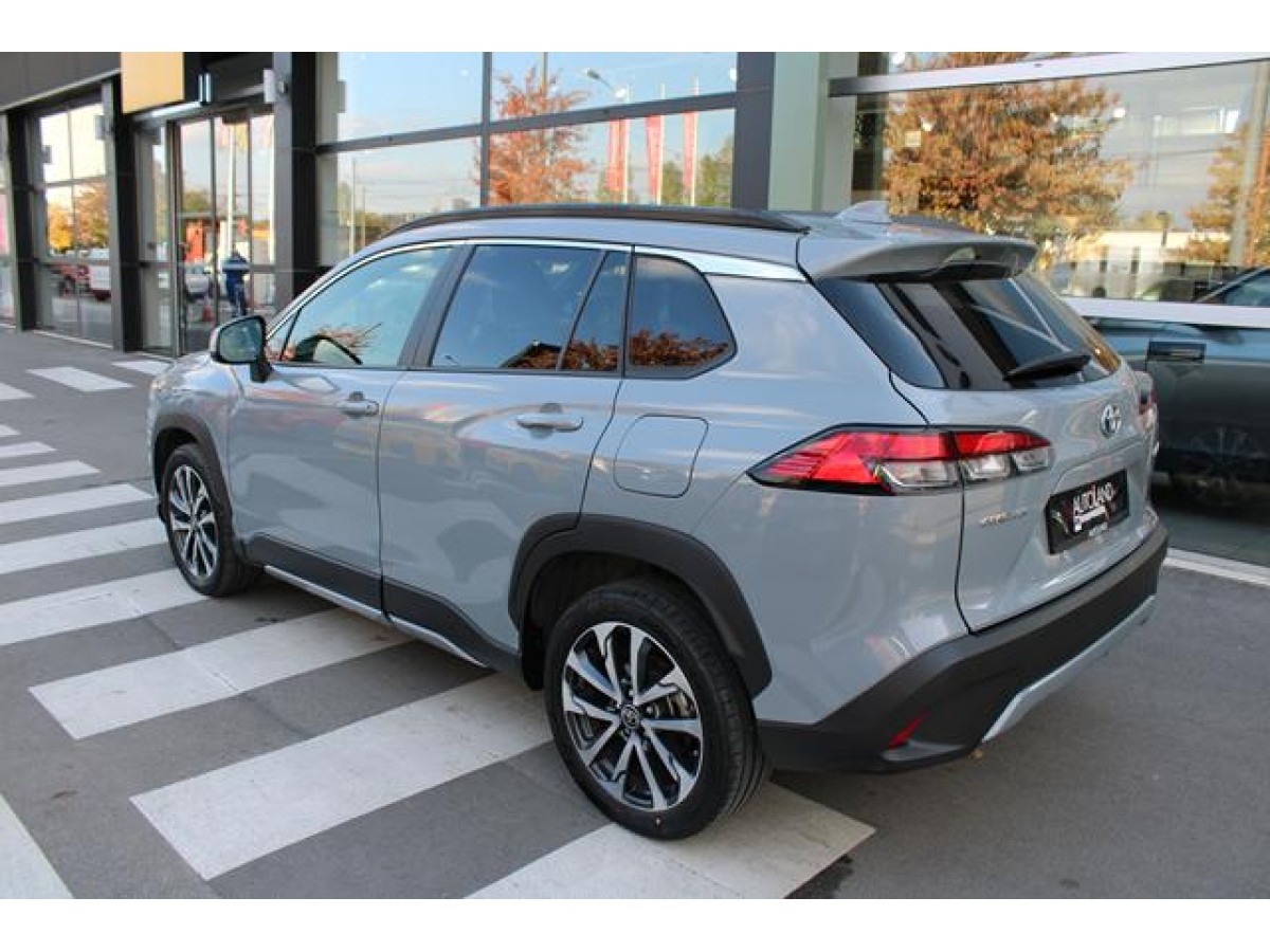 Toyota Corolla Cross 2.0 HEV E-CVT 