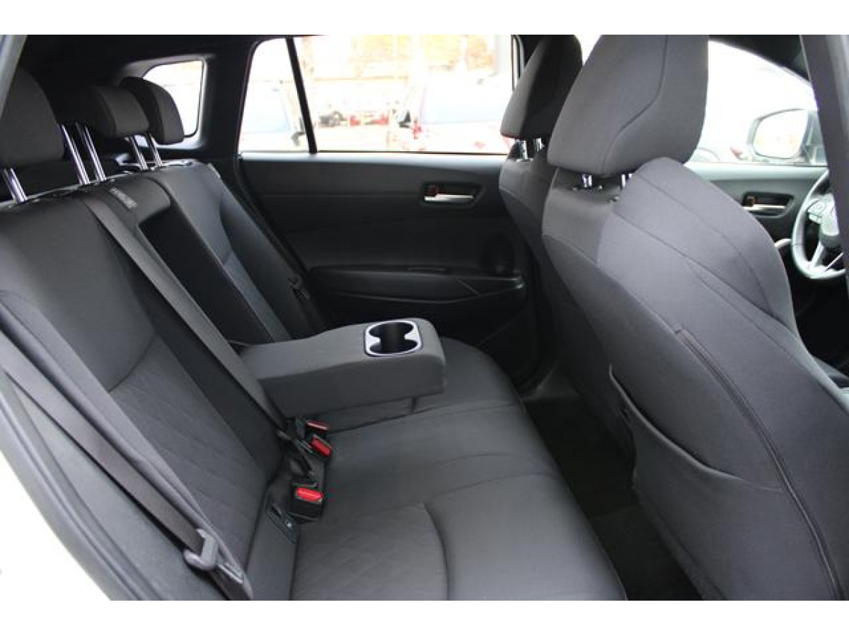 Toyota Corolla Cross 2.0 HEV E-CVT 