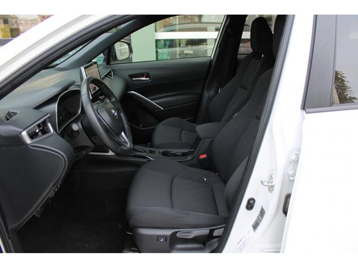 Toyota Corolla Cross 2.0 HEV E-CVT 