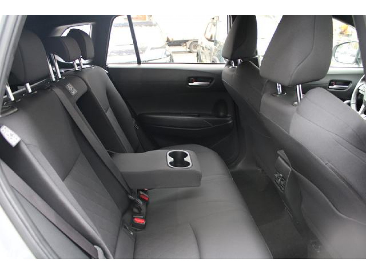 Toyota Corolla Cross 2.0 HEV E-CVT 