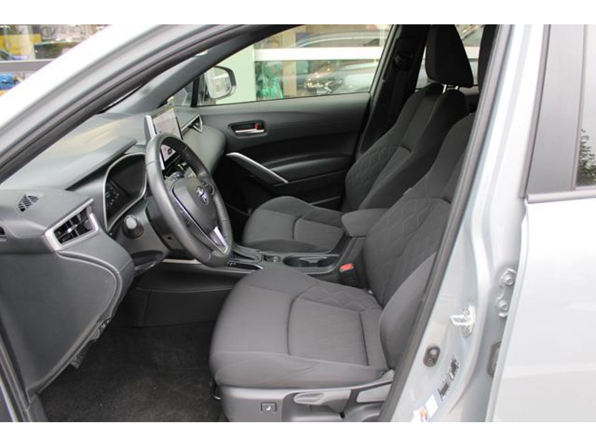 Toyota Corolla Cross 2.0 HEV E-CVT 