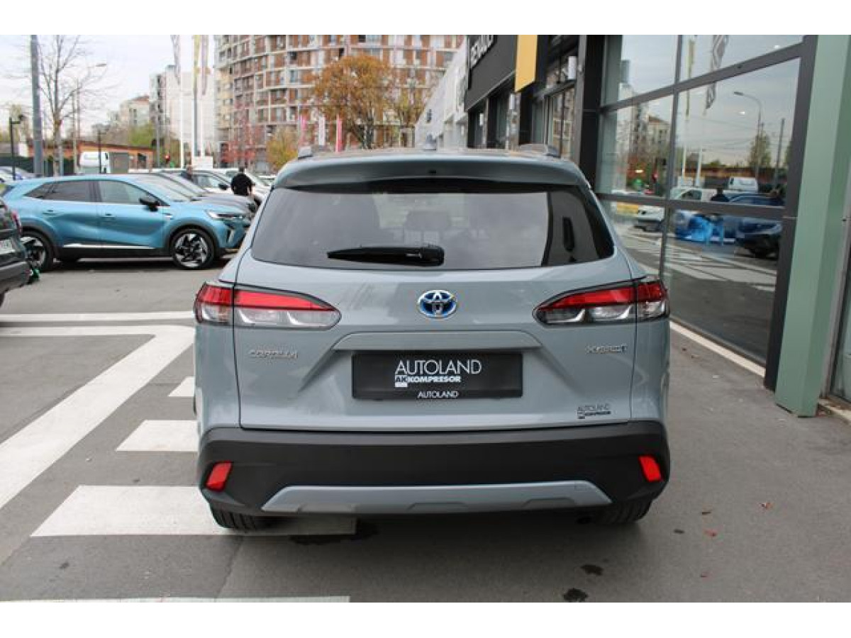 Toyota Corolla Cross 2.0 HEV E-CVT 