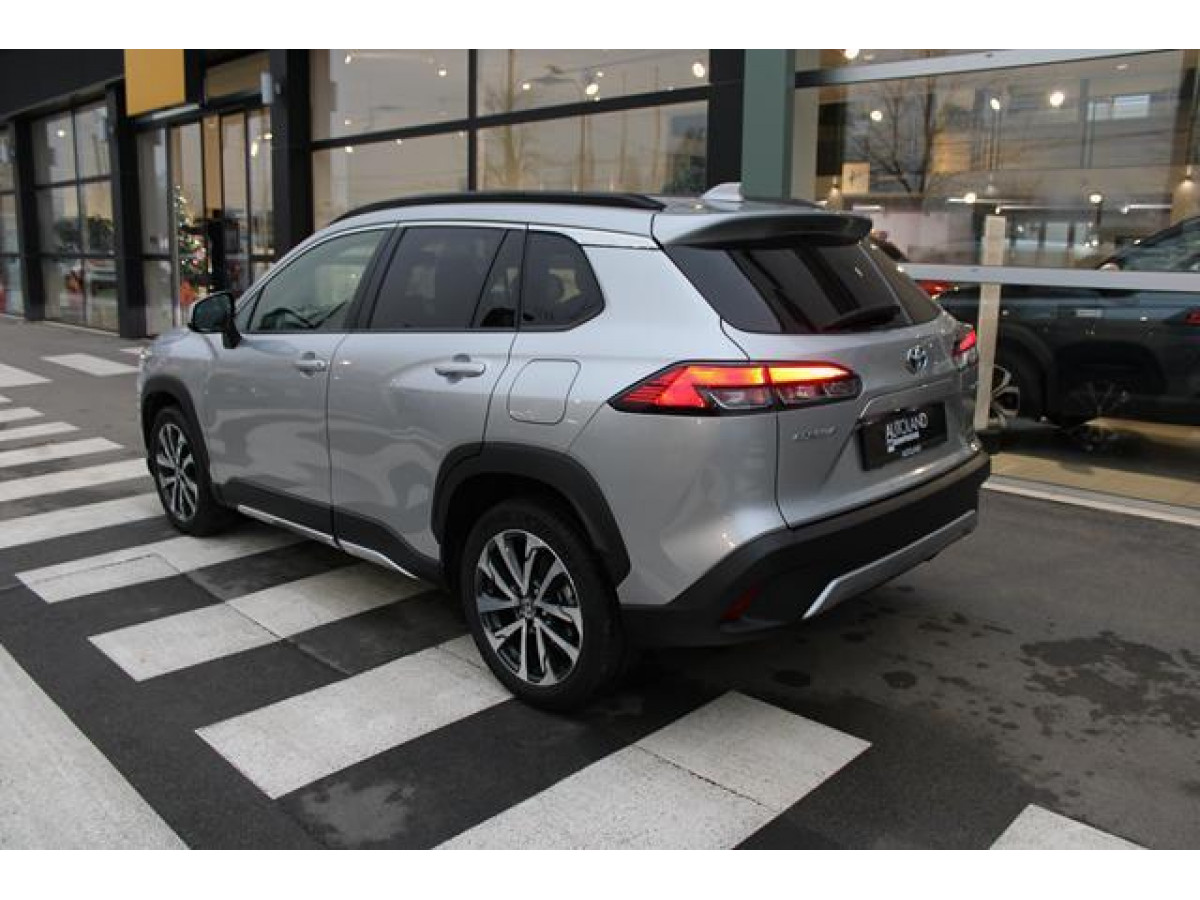 Toyota Corolla Cross 2.0 HEV E-CVT 