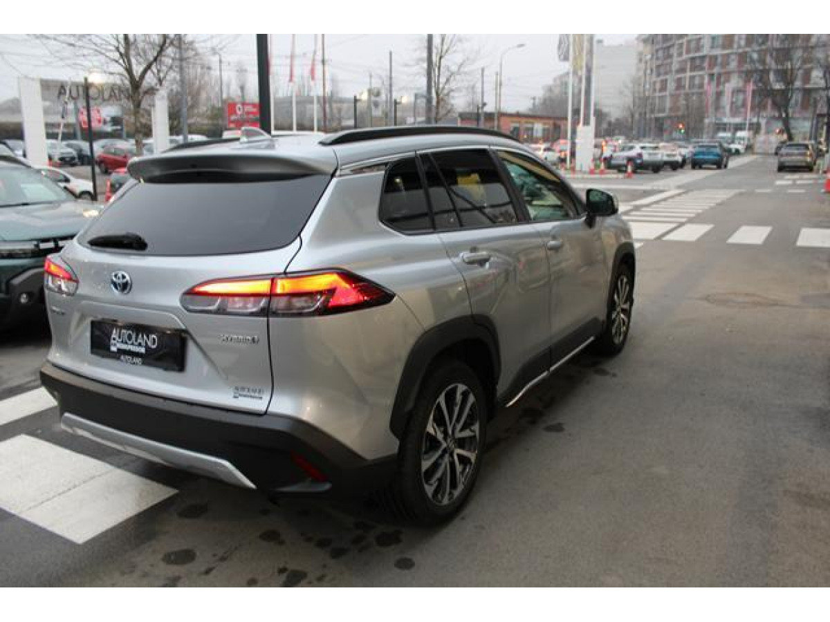 Toyota Corolla Cross 2.0 HEV E-CVT 