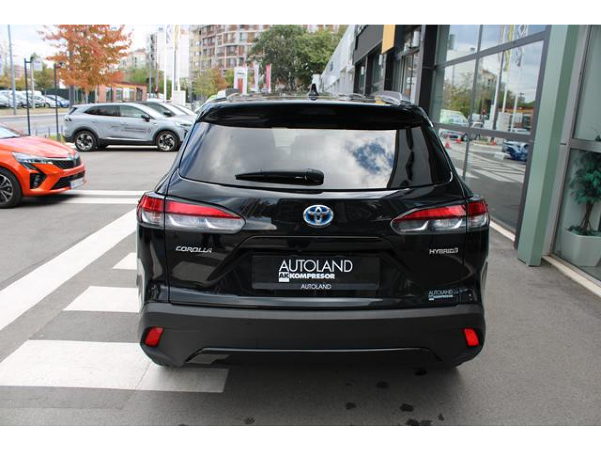 Toyota Corolla Cross 2.0 HEV E-CVT 