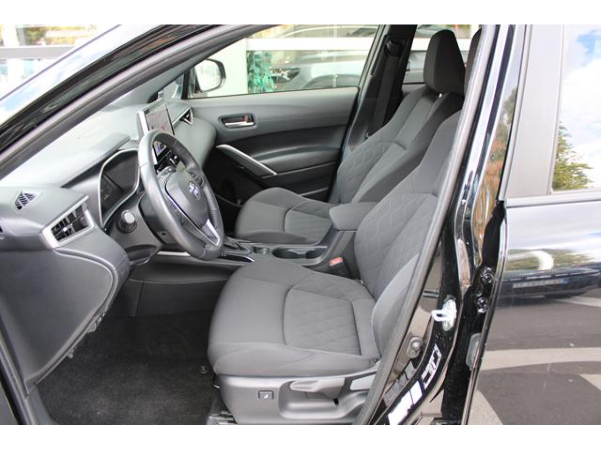 Toyota Corolla Cross 2.0 HEV E-CVT 