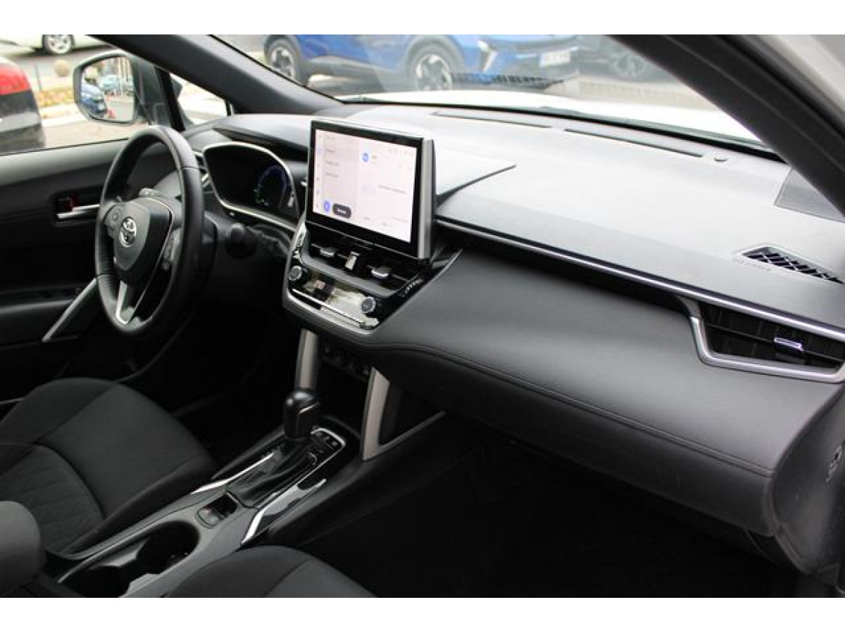Toyota Corolla Cross 2.0 HEV E-CVT 