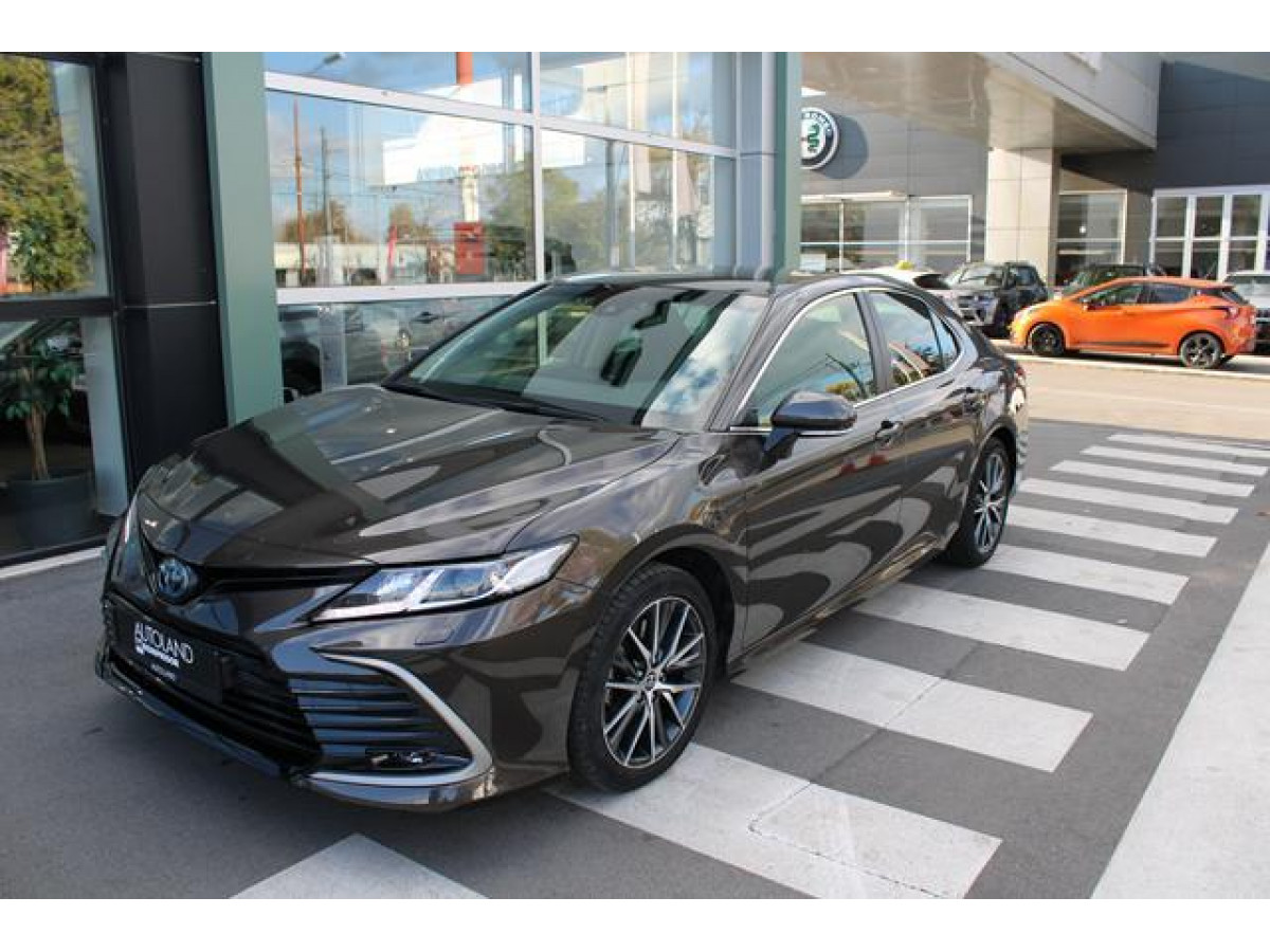 TOYOTA CAMRY 2.5 Hybrid AUT 