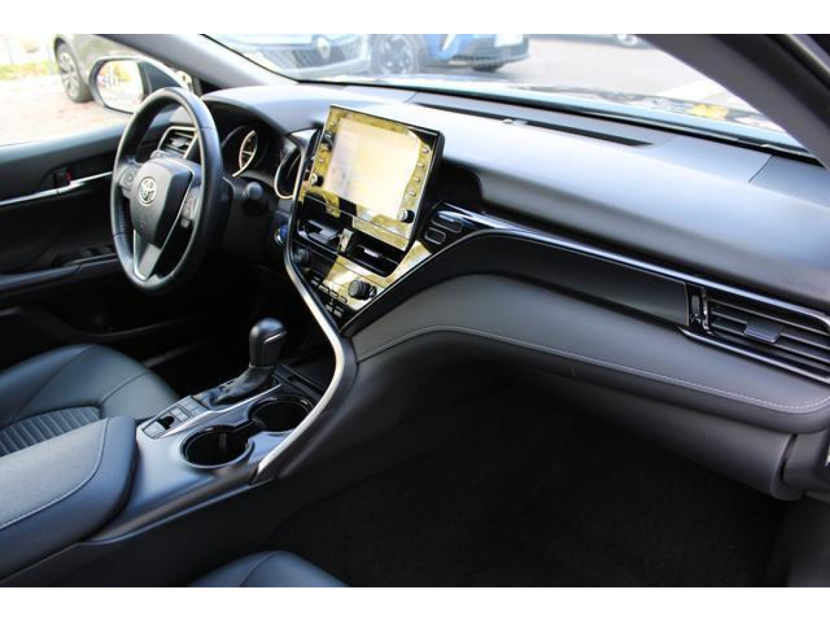 Toyota Camry 2.5 HYBRID AUT 