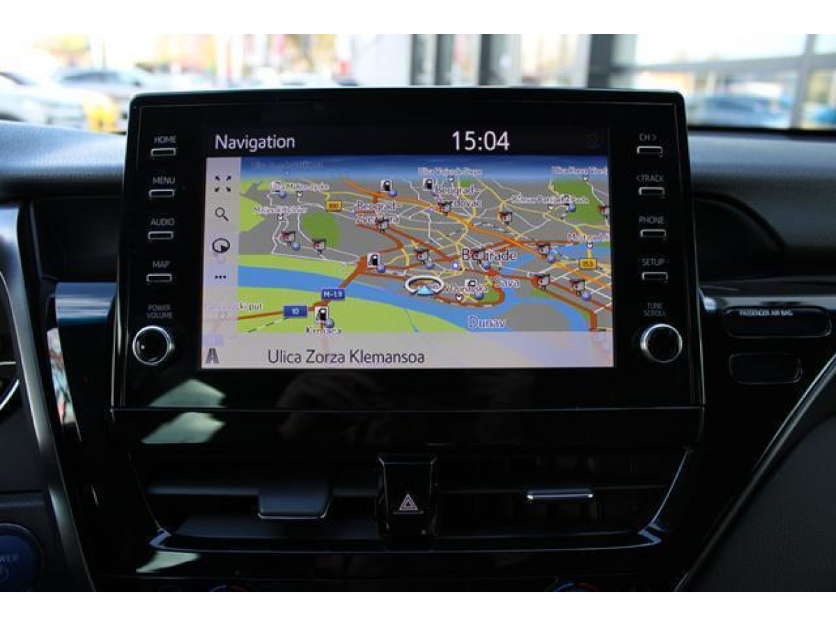 Toyota Camry 2.5 HYBRID AUT 