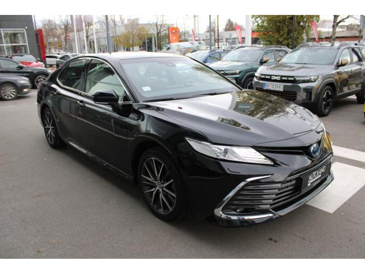 TOYOTA CAMRY 2.5 HYBRID AUT 