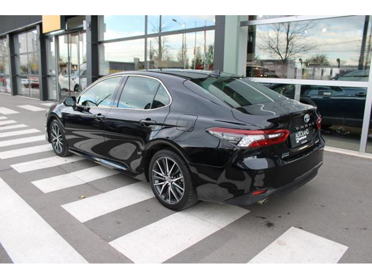 TOYOTA CAMRY 2.5 HYBRID AUT 
