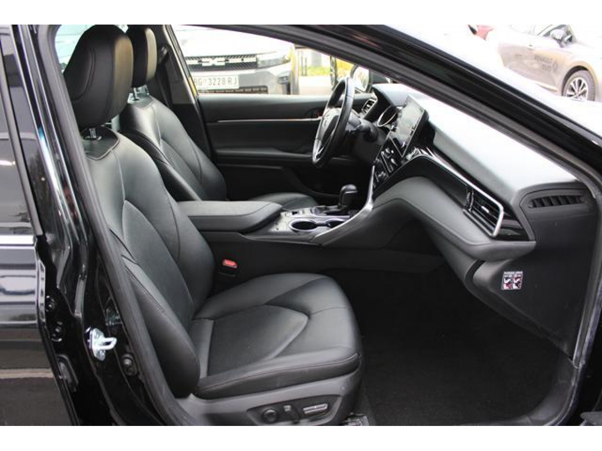 TOYOTA CAMRY 2.5 HYBRID AUT 