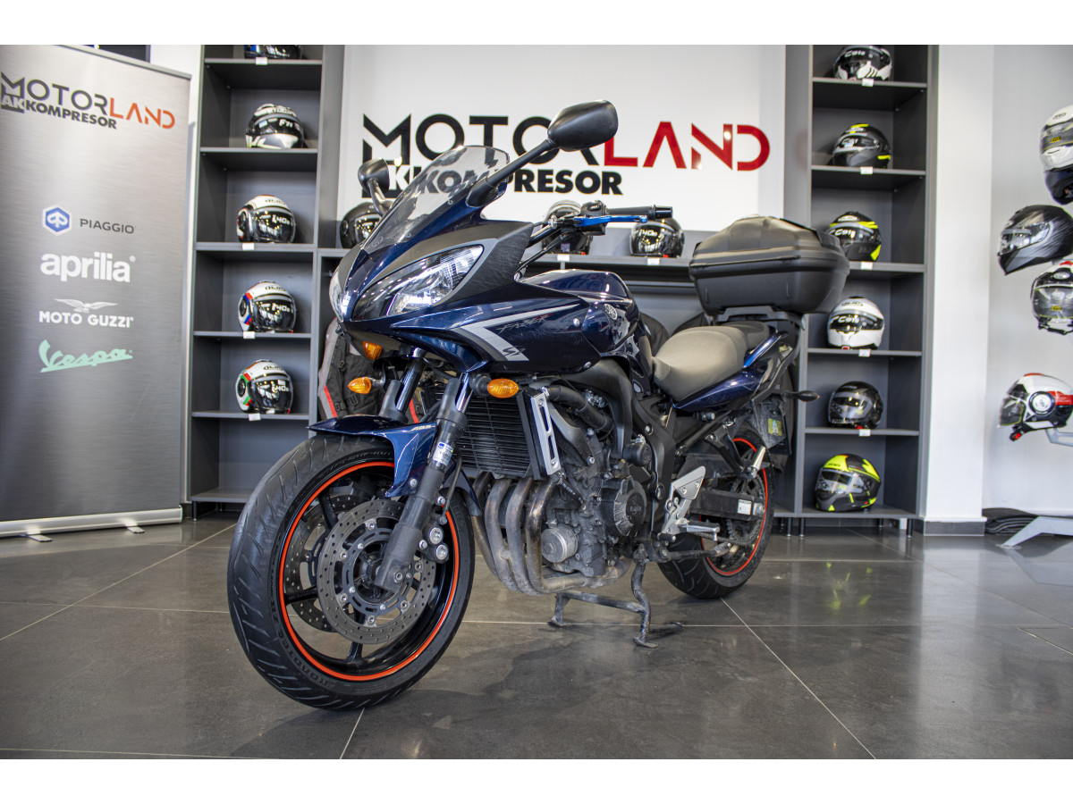Yamaha FAZER 600 FZ6 S2 