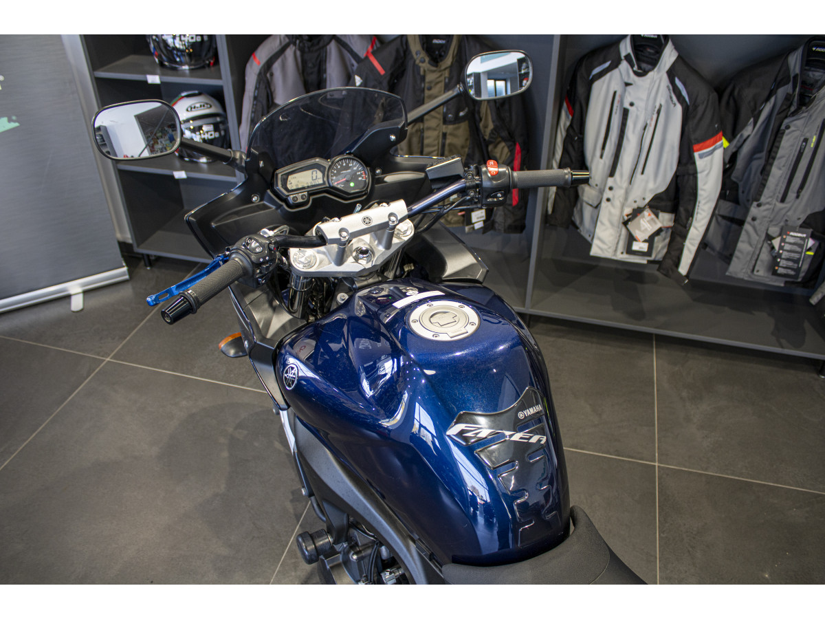 Yamaha FAZER 600 FZ6 S2 