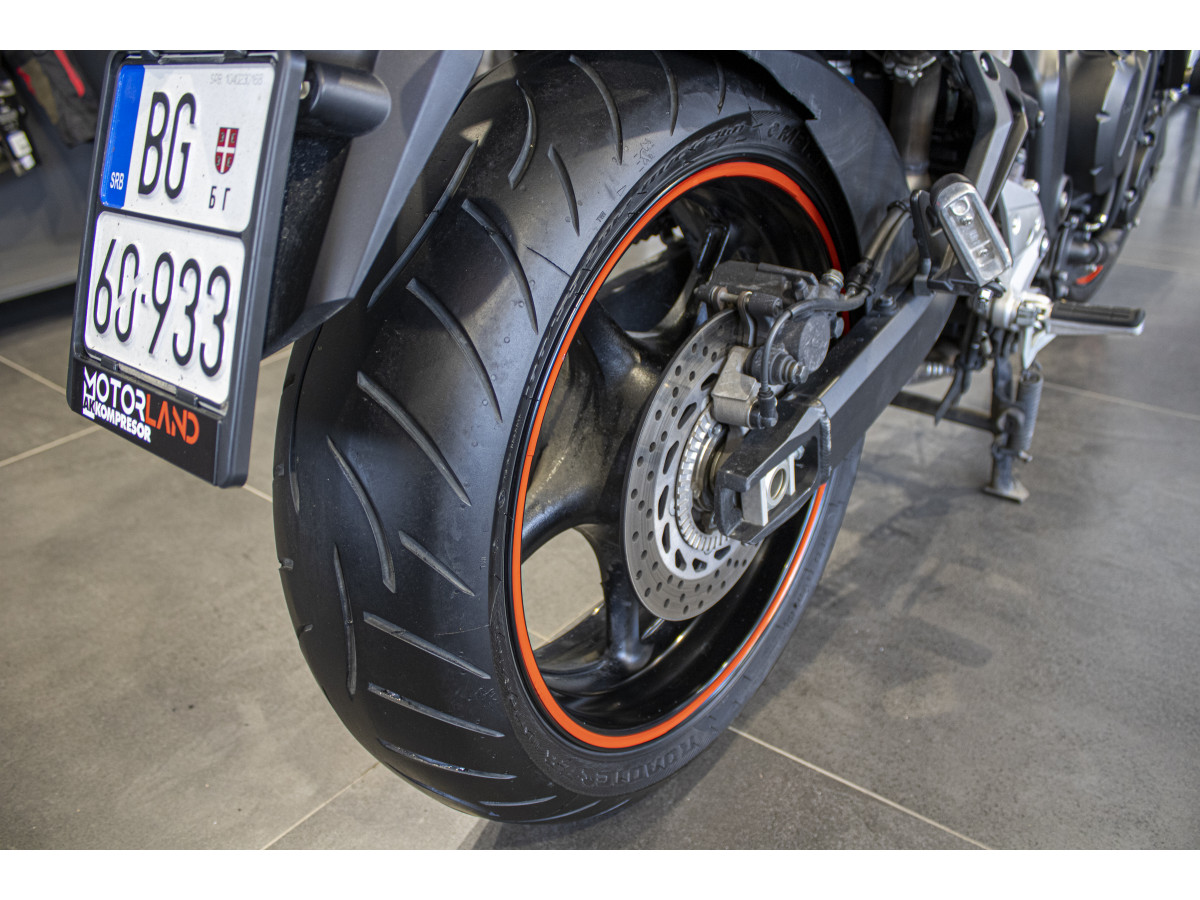 Yamaha FAZER 600 FZ6 S2 