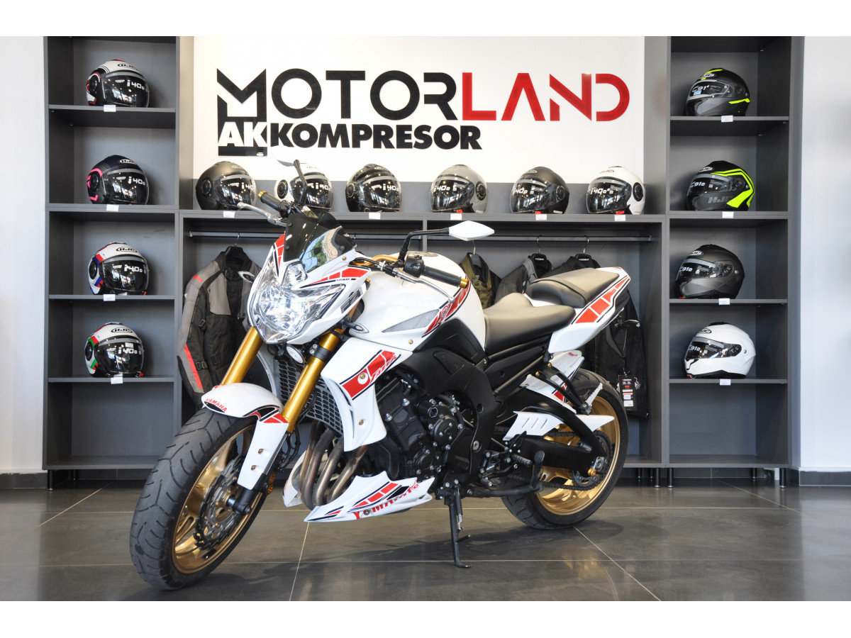 Yamaha FAZER FZ8NA 