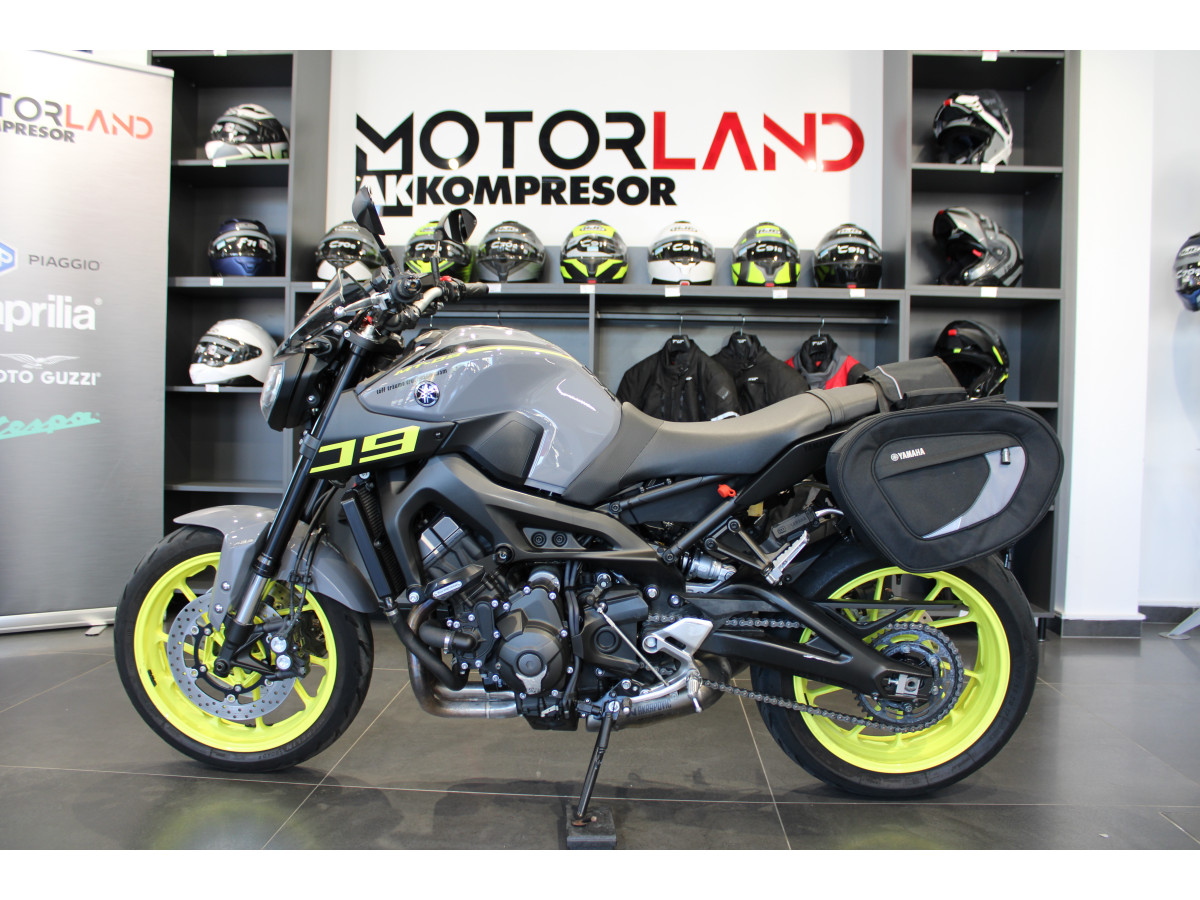 Yamaha MT 09 