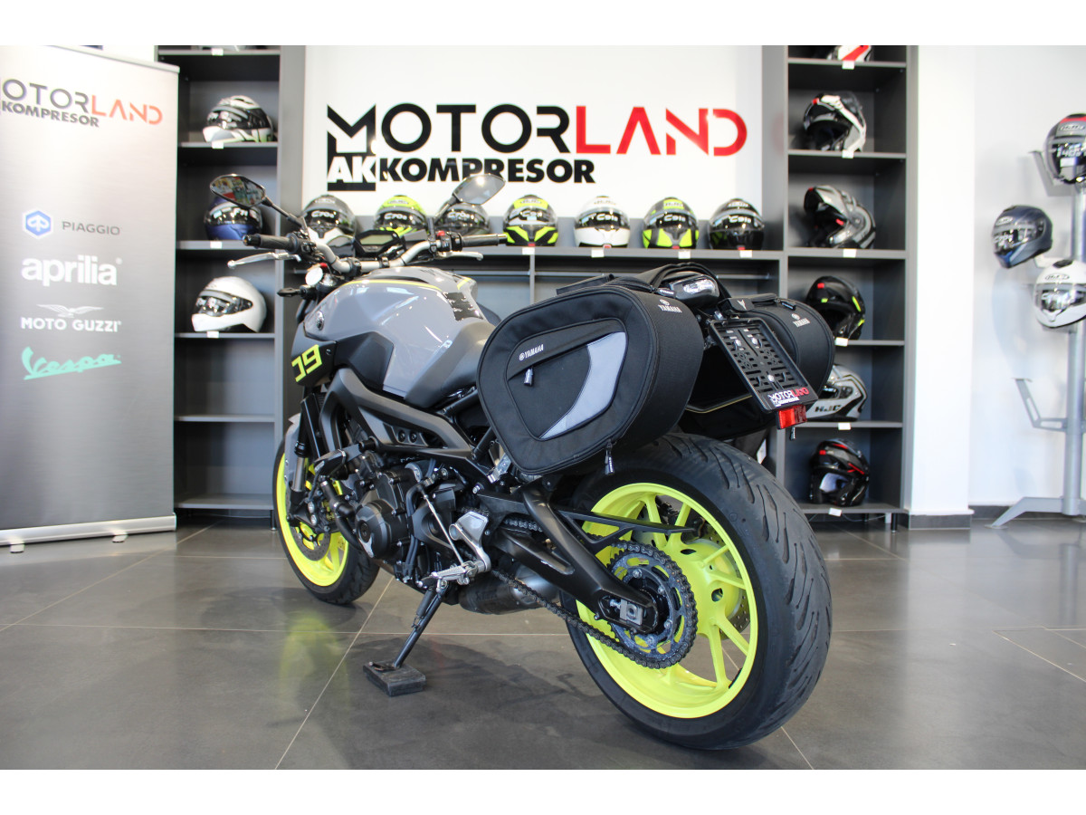 Yamaha MT 09 