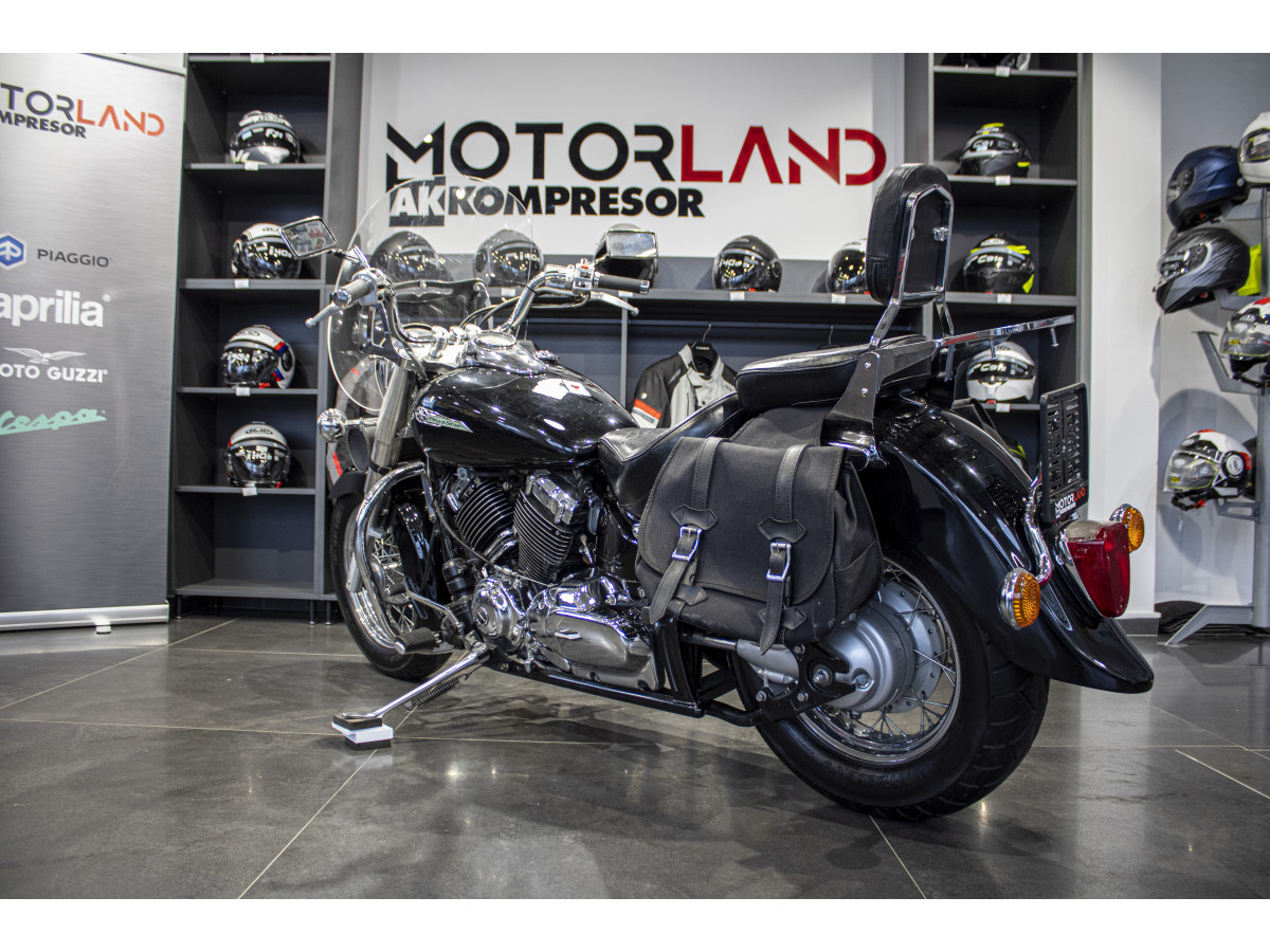 Yamaha DRAGSTAR XVS650A 