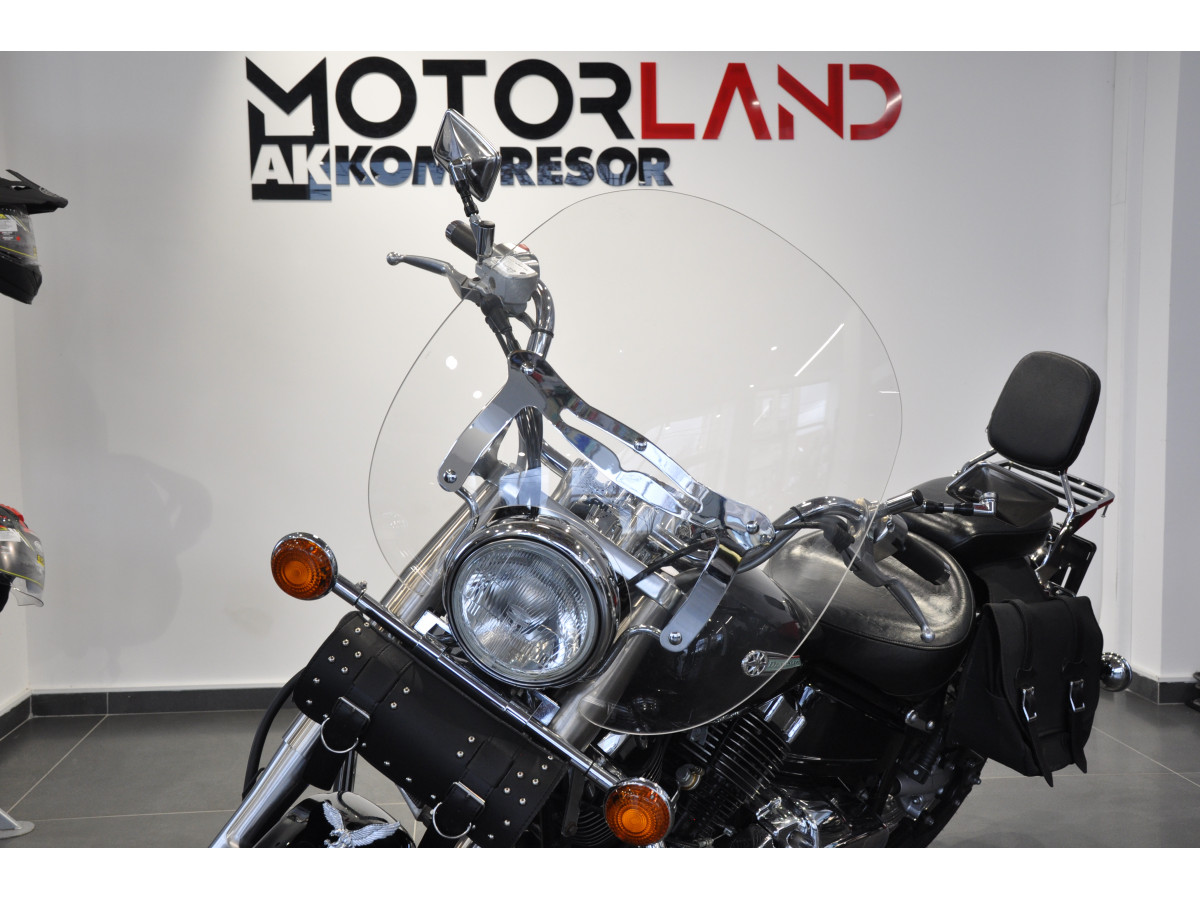 Yamaha DRAGSTAR XVS650A 