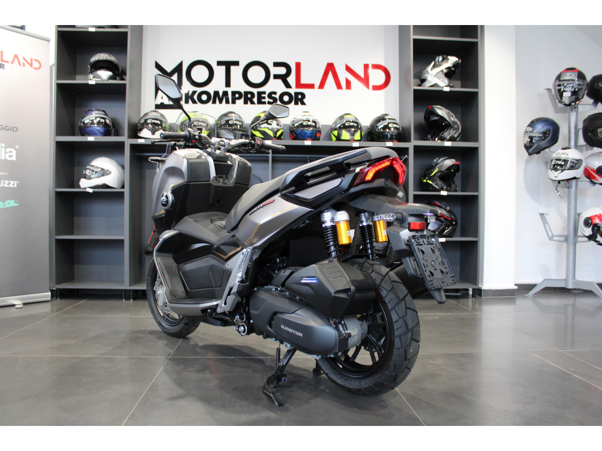 QJMOTOR ATR 300 