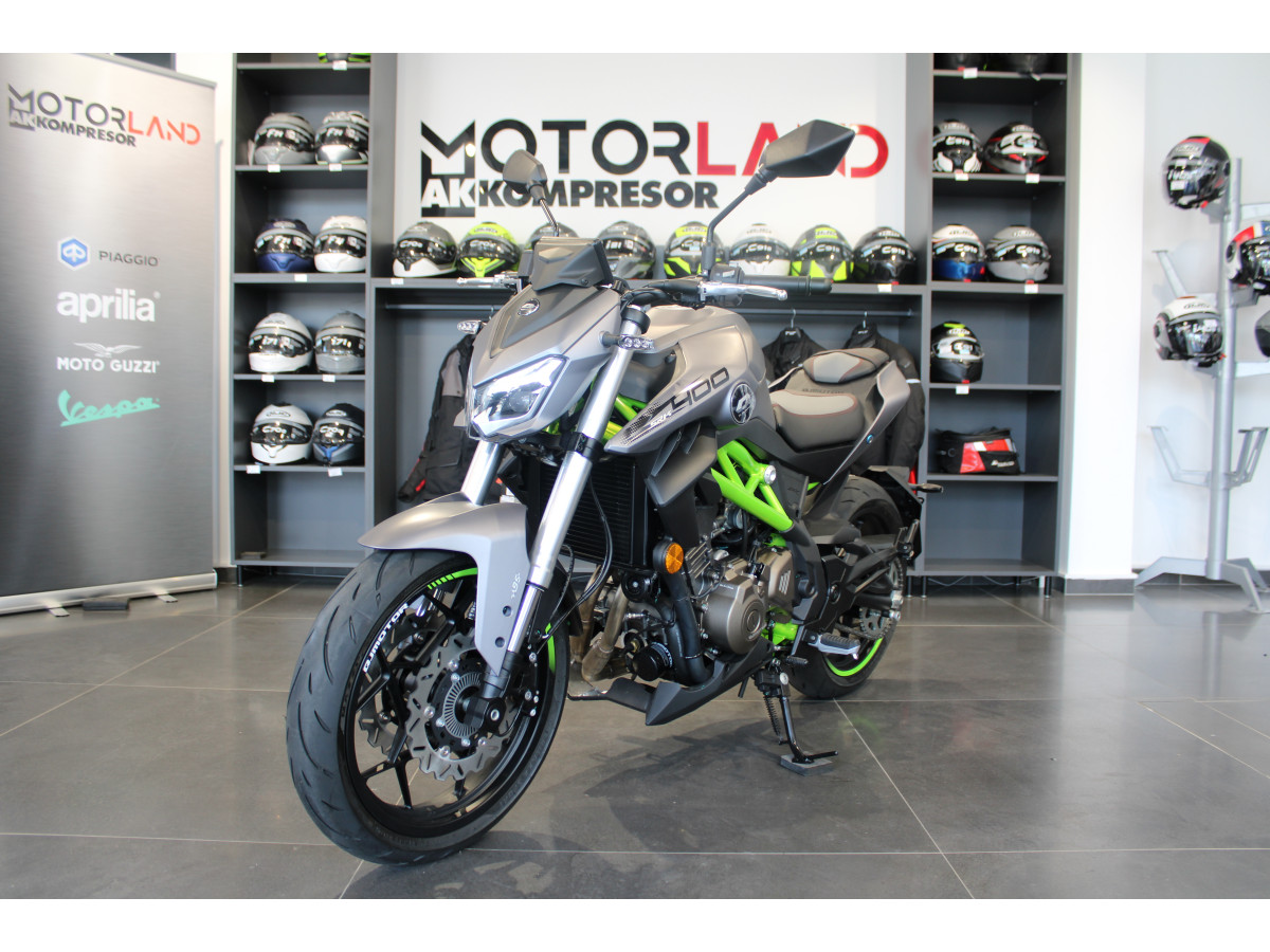 QJMOTOR  SRK 400 