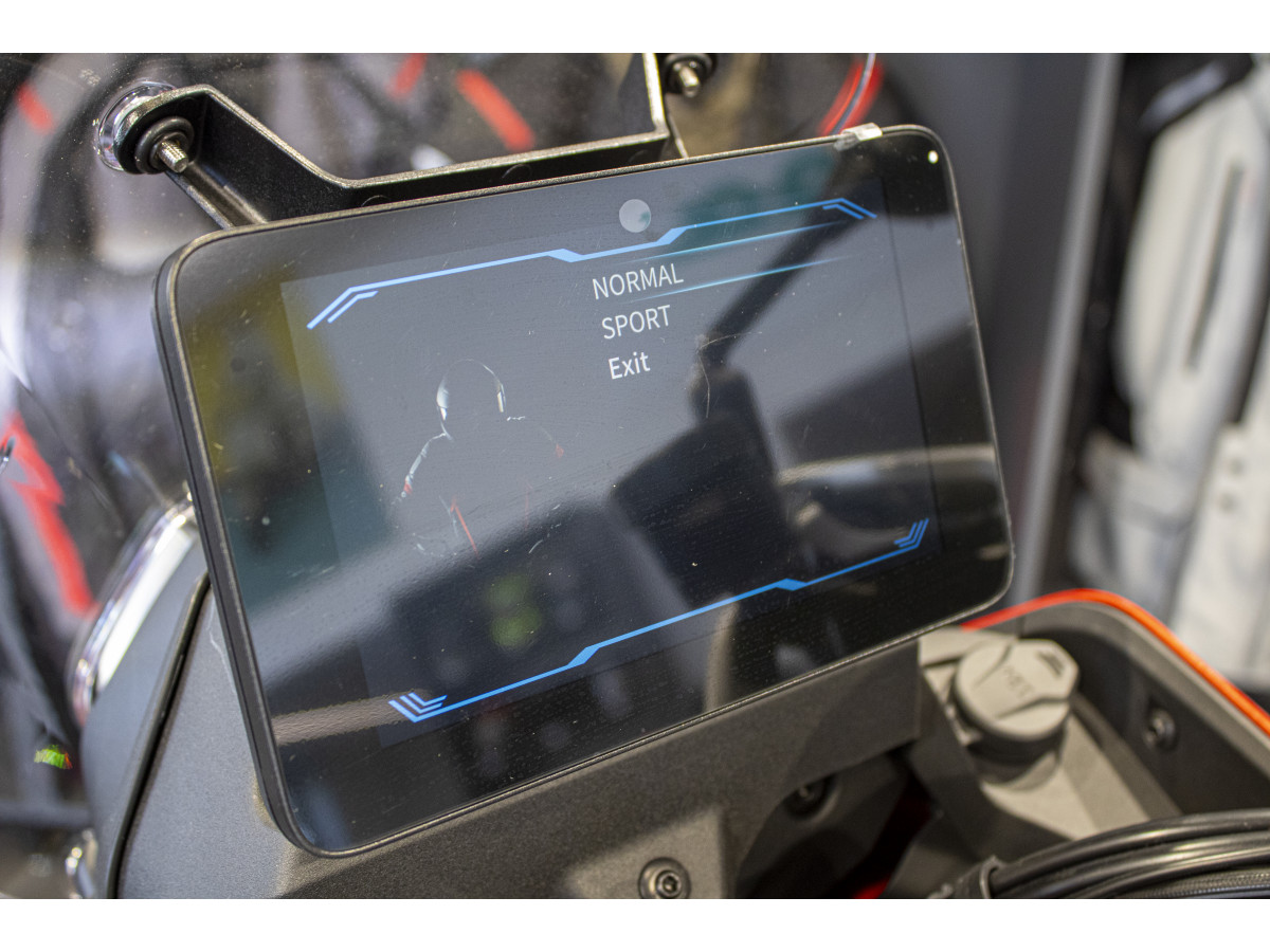 QJMOTOR SRT 600 SX A2 