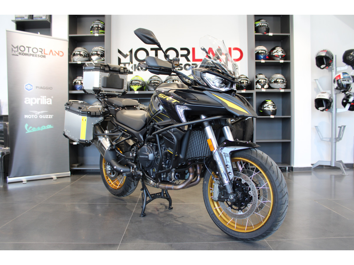 QJMOTOR SRT 900 SX 