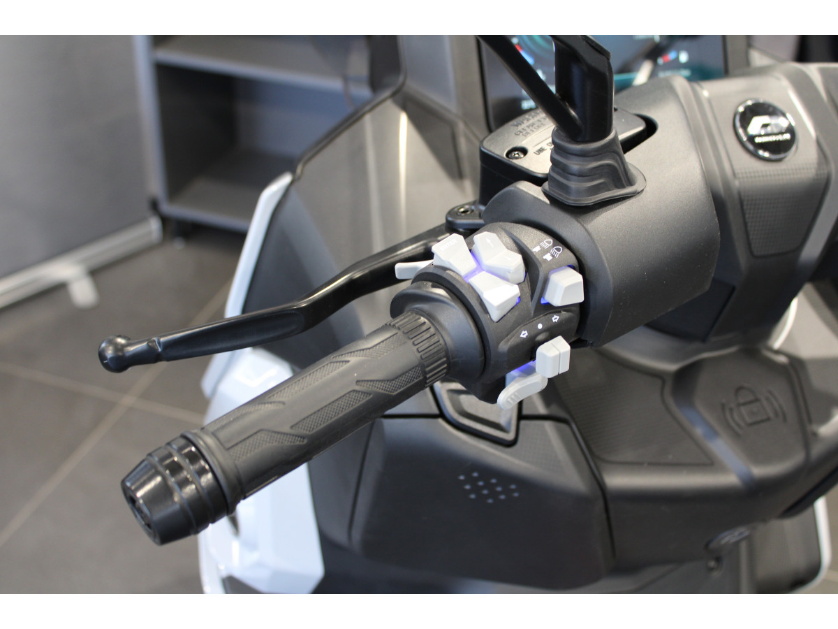 QJMOTOR FORT 4.0 