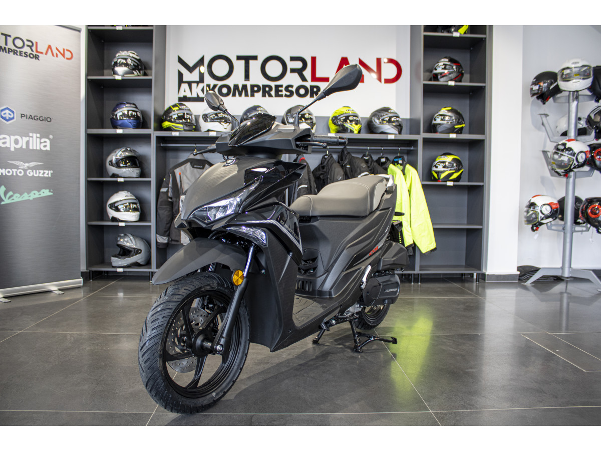 QJMOTOR LTS 125 S 