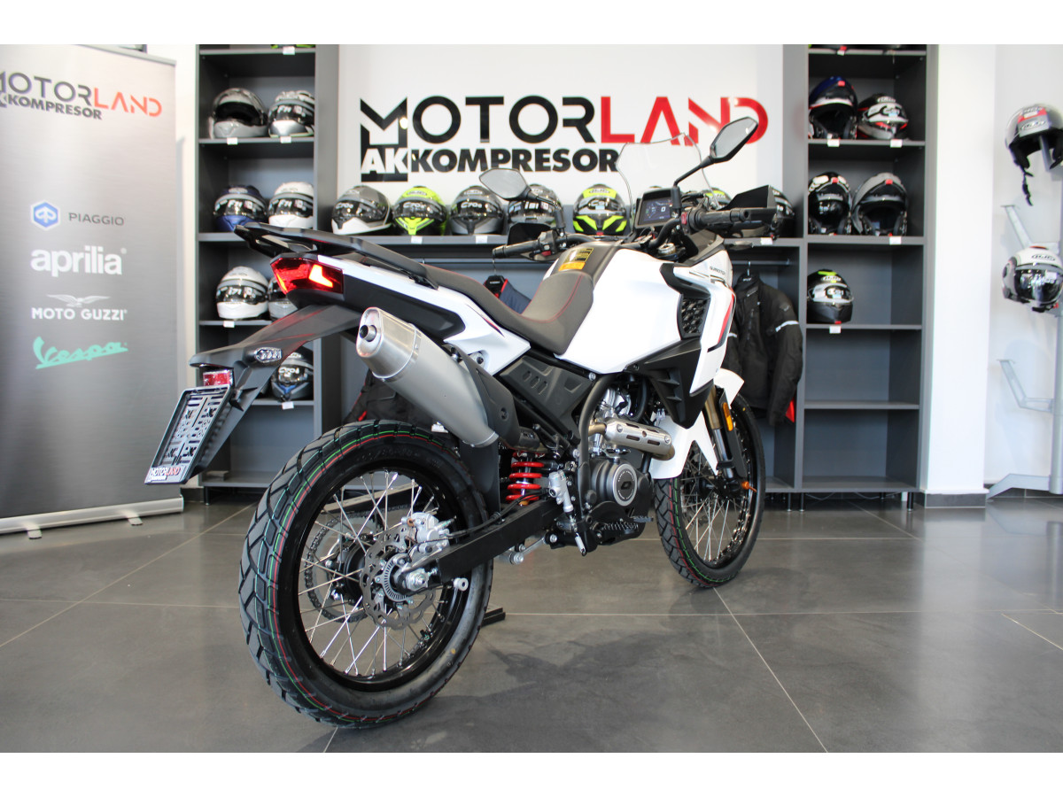 QJMOTOR SRT 125 DX 