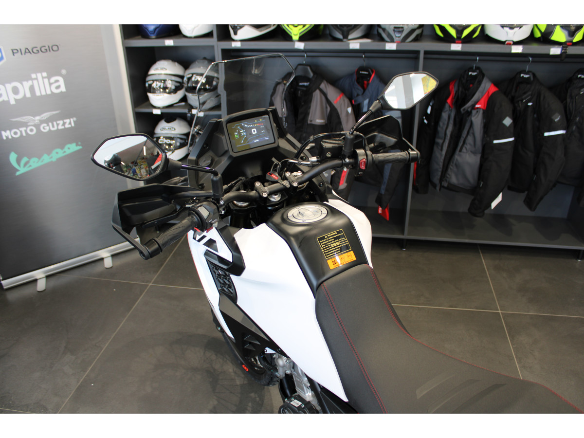 QJMOTOR SRT 125 DX 