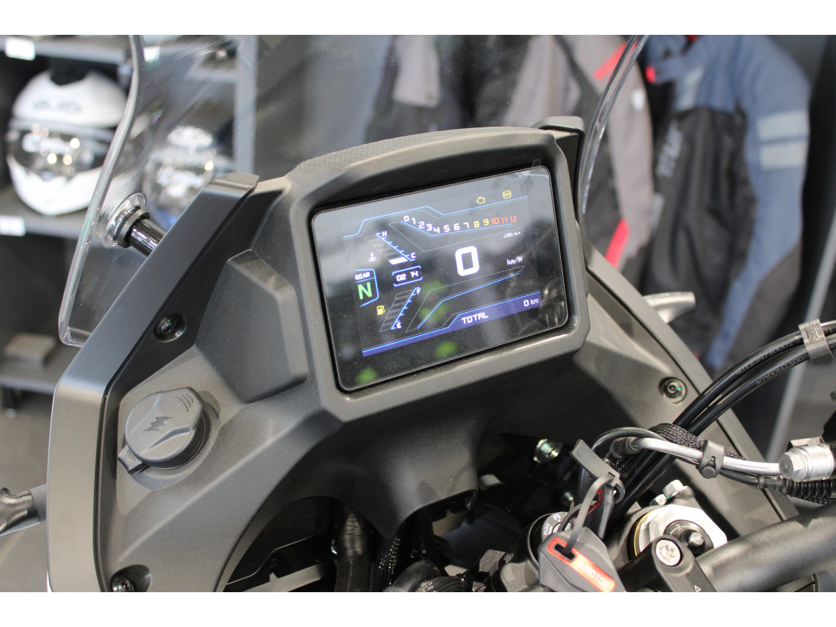 QJMOTOR SRT 125 DX 