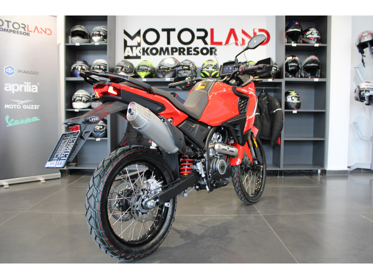 QJMOTOR SRT 125 DX 