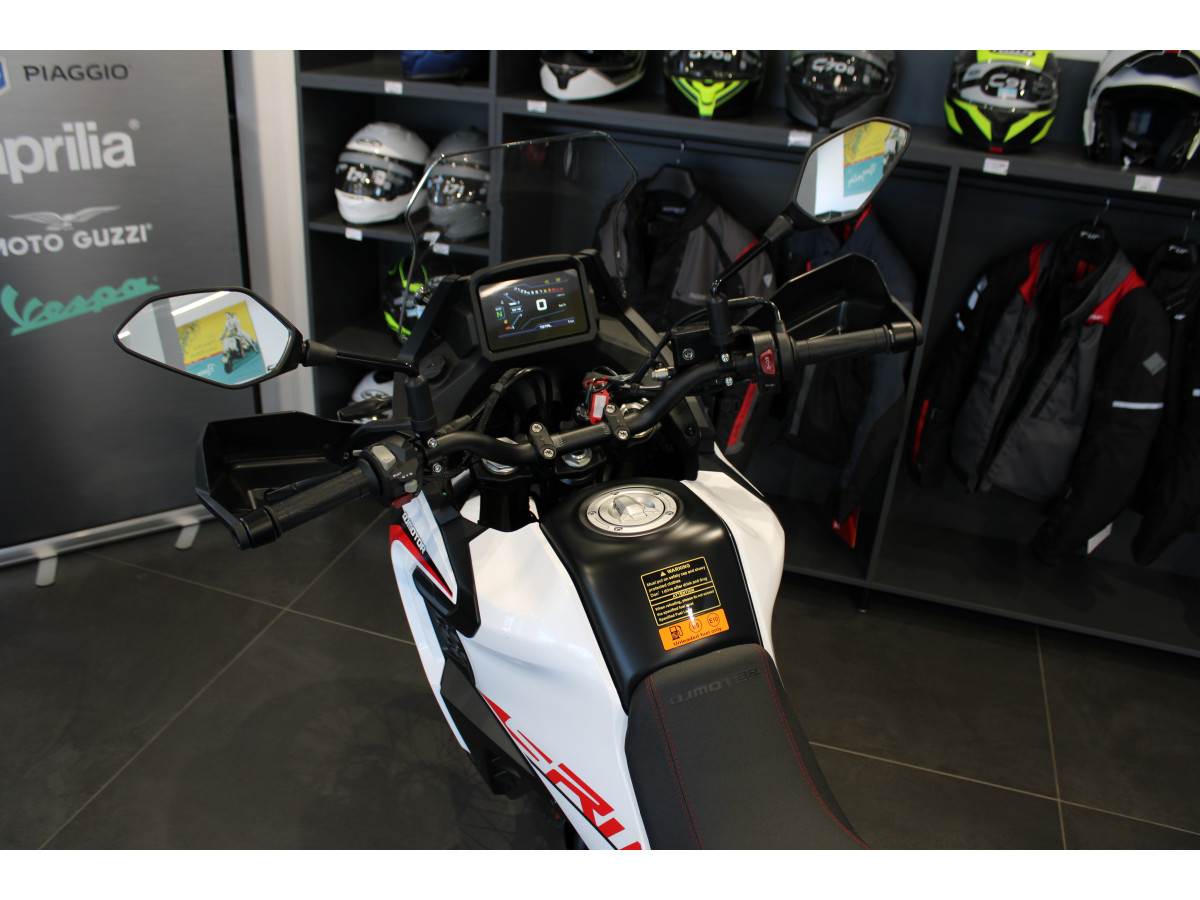 QJMOTOR SRT 300 DX 