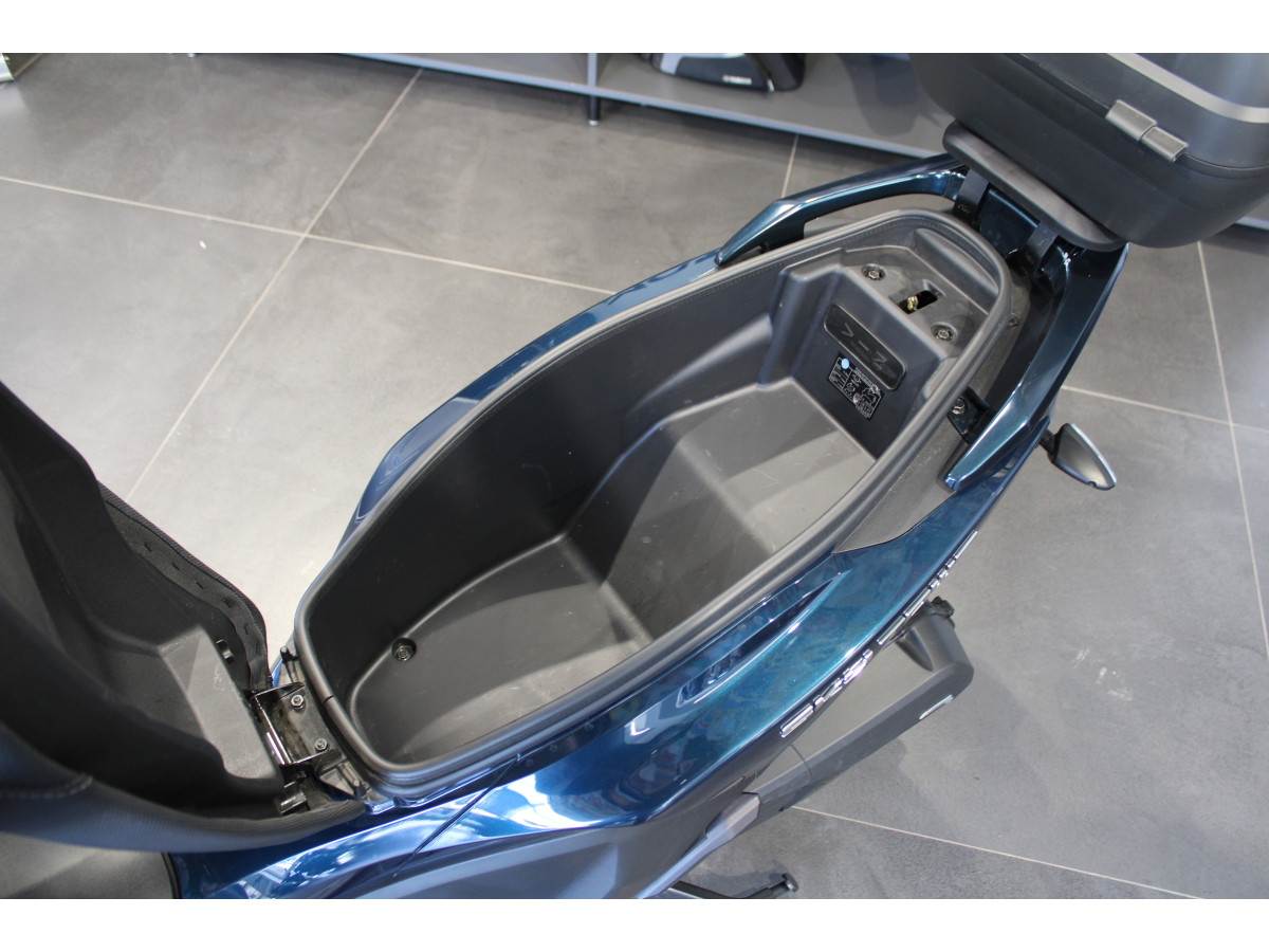 Kymco SkyTown 125 