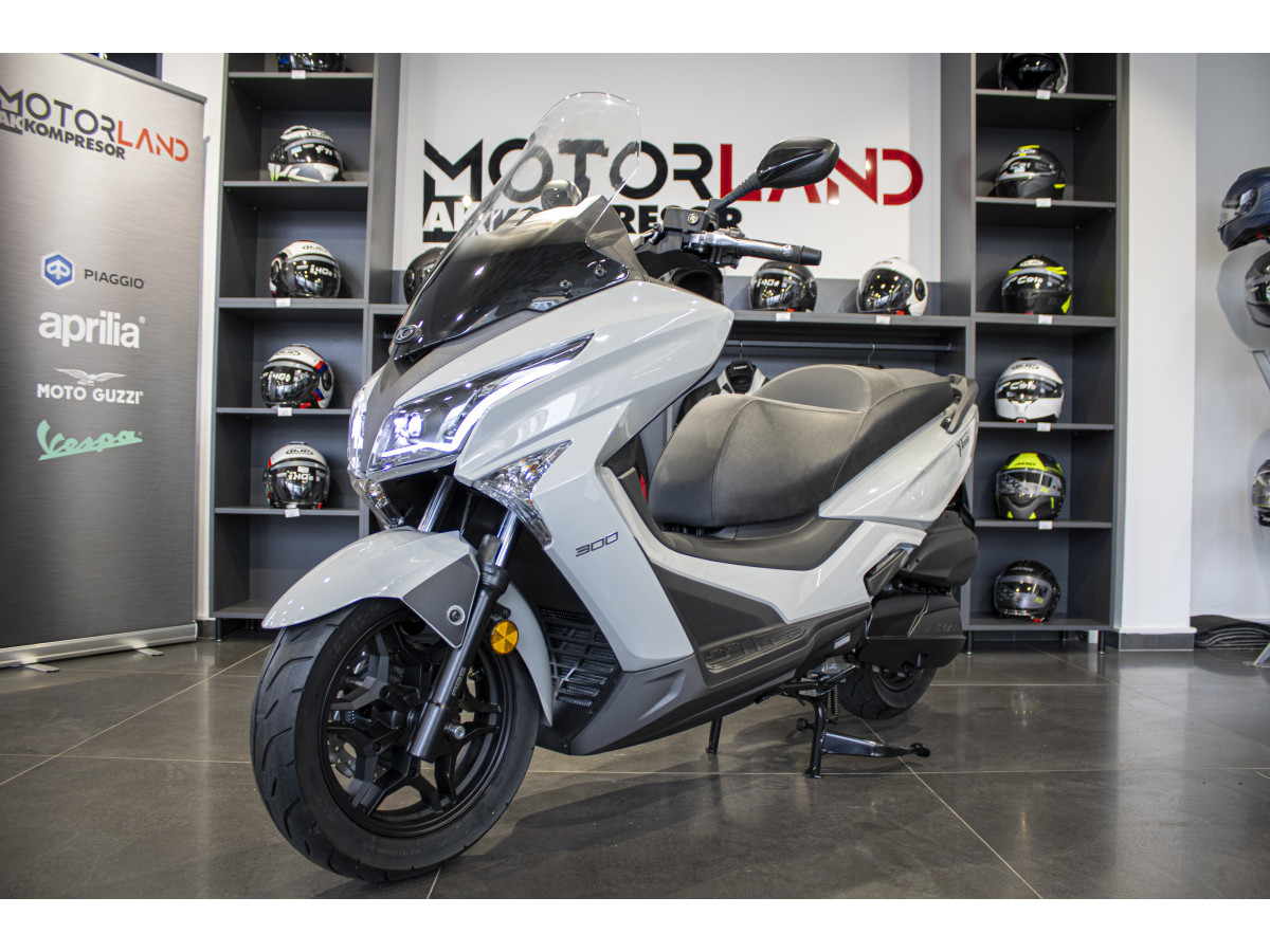 Kymco Xtown 300 