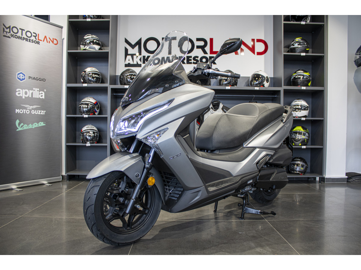 Kymco Xtown 300 
