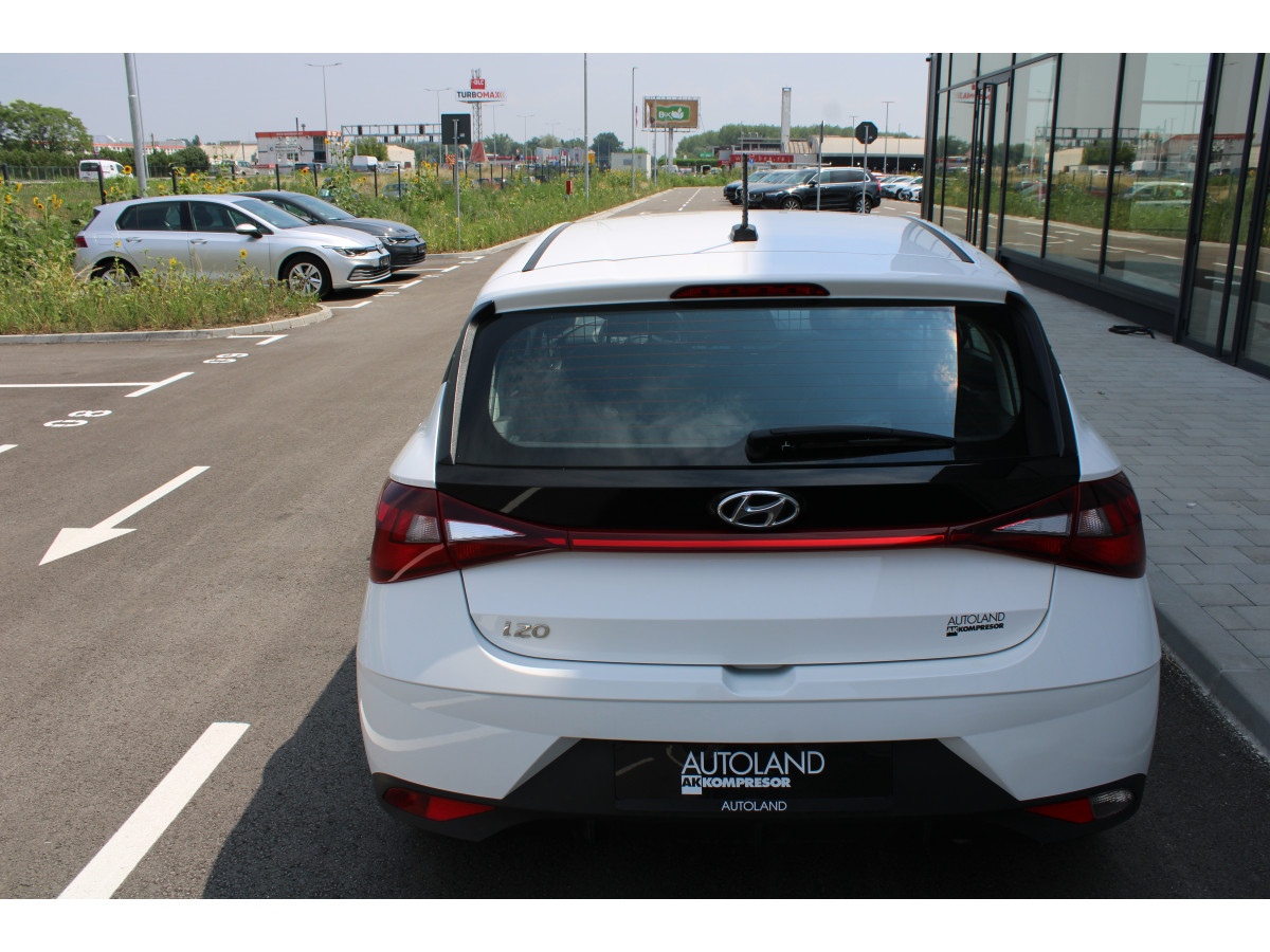 Hyundai i20 1.2 VAN 