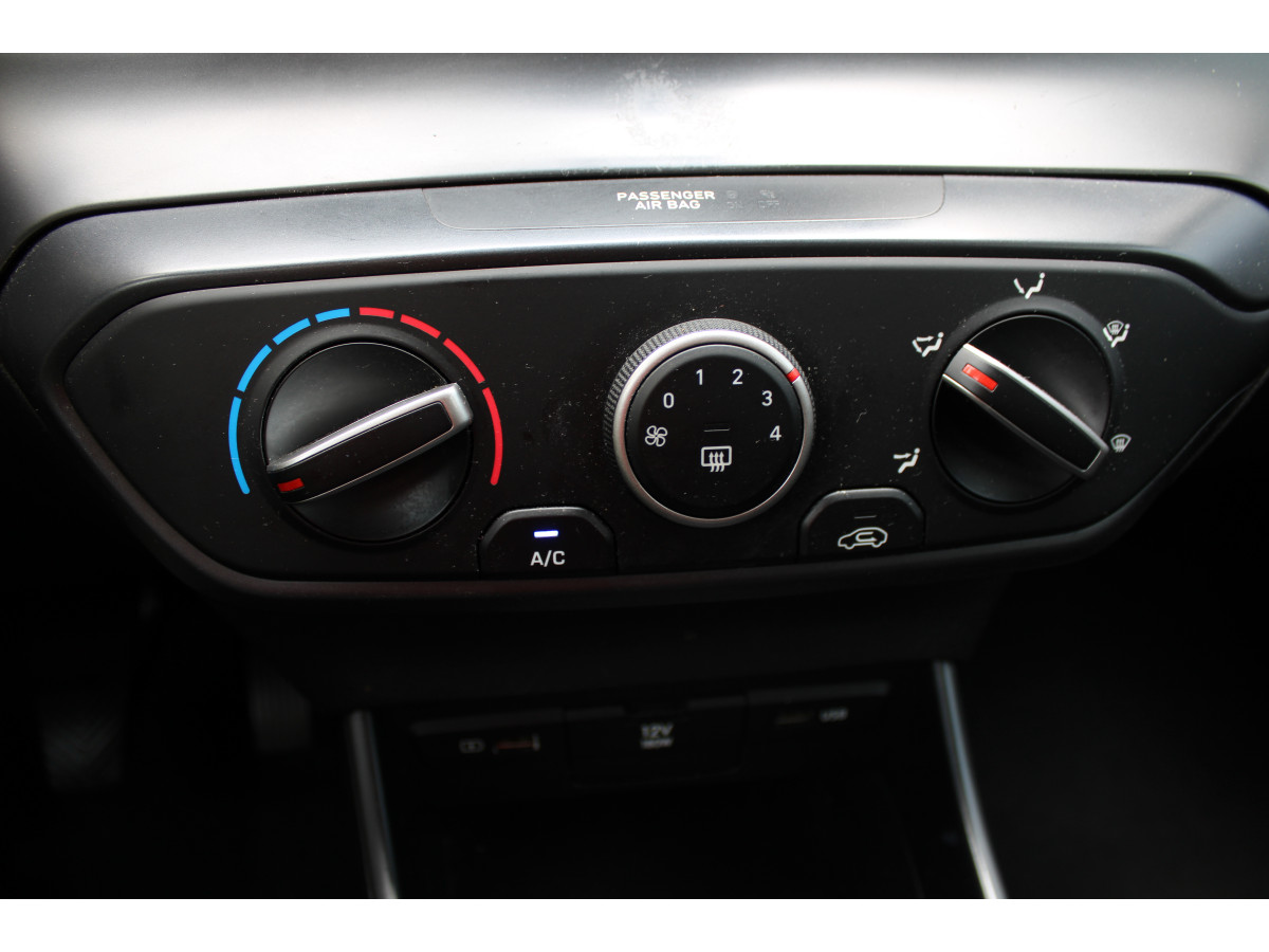 Hyundai i20 1.2 VAN 