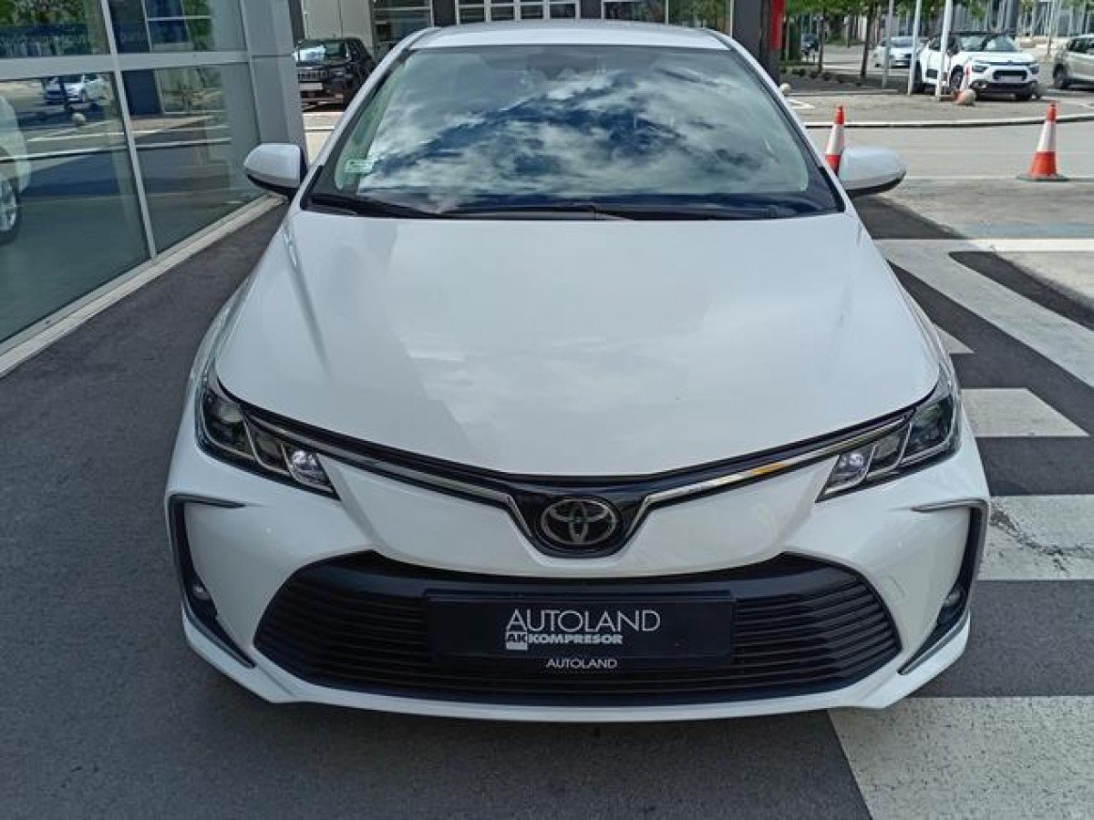 Toyota Corolla 1.5 Luna AUT