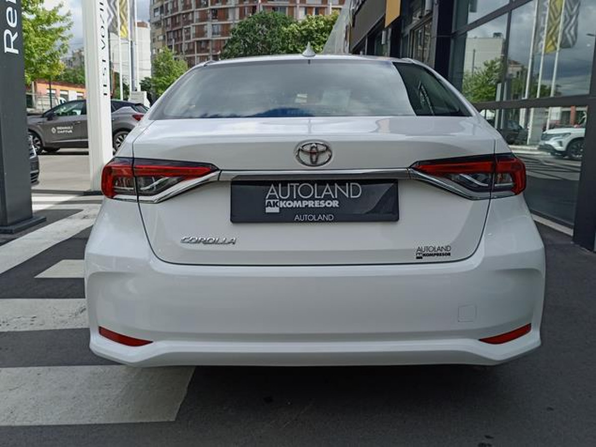 Toyota Corolla 1.5 Luna AUT