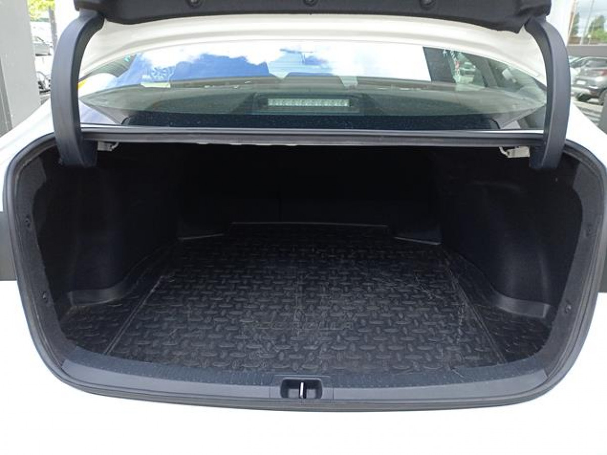 Toyota Corolla 1.5 Luna AUT