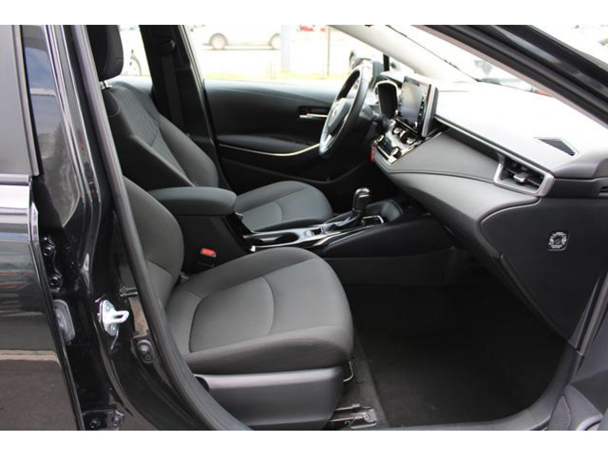 Toyota Corolla 1.5 LUNA AUT 
