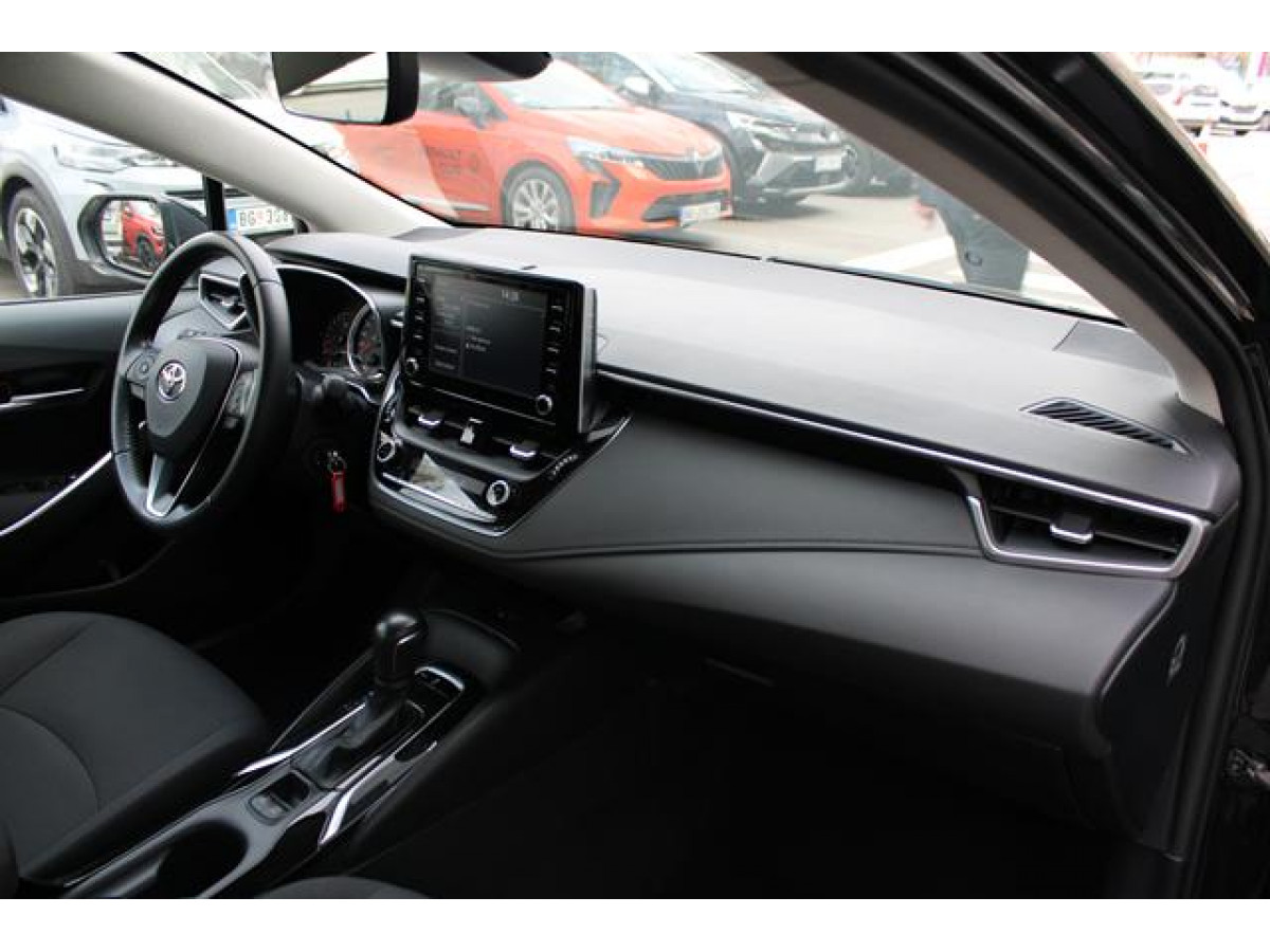Toyota Corolla 1.5 LUNA AUT 