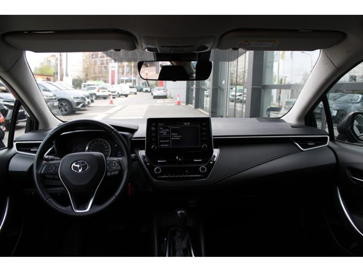 Toyota Corolla 1.5 LUNA AUT 