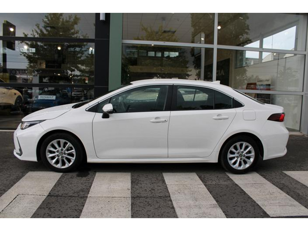 Toyota Corolla 1.5 Luna 